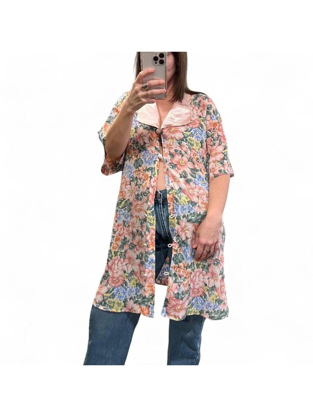 Vintage 90’s Victoria’s Secret Floral Satin Collar Button Up
